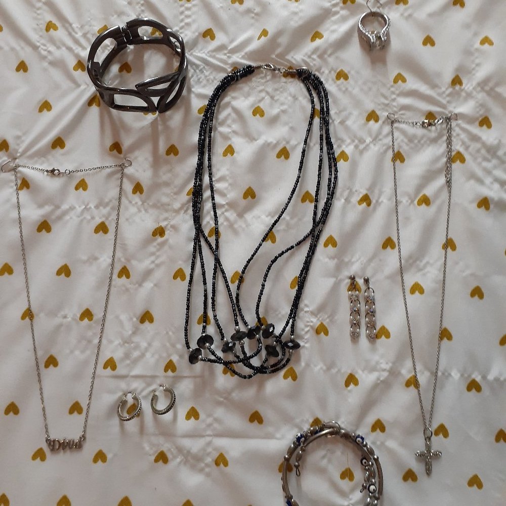 Jewelry Ensemble Assortment